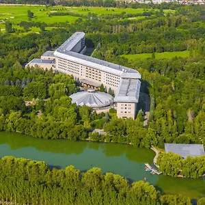 Swissotel Wellness Alatau 5* الماتي